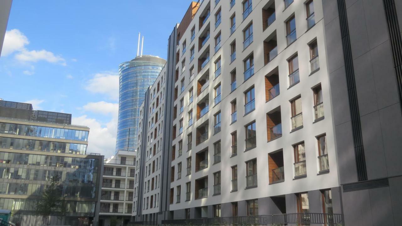 Vista Residence Spire Varsavia Esterno foto