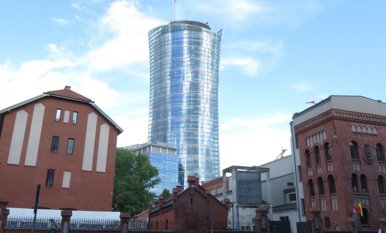 Vista Residence Spire Varsavia Esterno foto